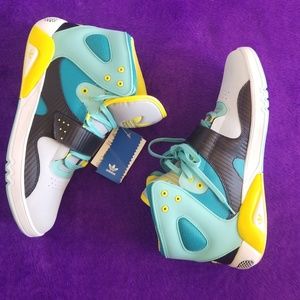 Adidas Originals Sneakers💥Brand New